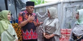 Ketua DPRD Kota Malang Borong Batik Sukun