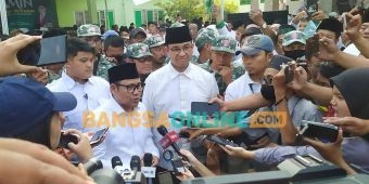 Di Jombang, Pasangan AMIN Minta Doa Restu