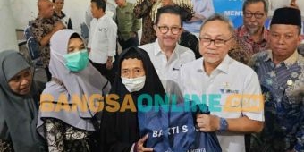 Bersama Mendag, Freeport Indonesia Bagikan 5.000 Bansos untuk Warga Gresik