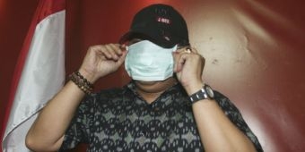 Mendagri: Masak Samad Ketemu PDIP Pakai Masker, Memang Flu?