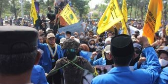 Nilai Kepemimpinan Timbul Prihanjoko Gagal, PMII Probolinggo Gelar Demo di Kantor Bupati
