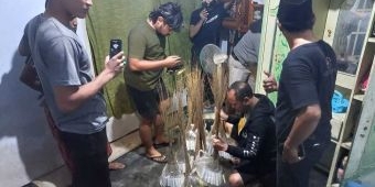 Polres Bangkalan Amankan Ribuan Mercon dan 4 Drum Alumunium Powder dari Rumah Warga