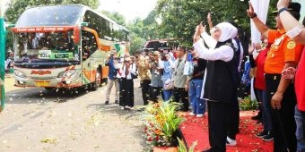 Gubernur Khofifah Lepas Keberangkatan 24 Bus Mudik Gratis Jakarta-Jatim