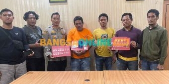 Polisi Gerebek Rumah Bandar Sabu di Menganti