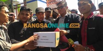 Demo Formasa di DPRD, Kader PDIP: Sampang Hebat Bermartabat Itu Omong Kosong