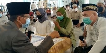 Mengharukan, Tiga Muallaf Ikrar Syahadat, Satu Bule dari Prancis 