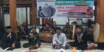 Peringati Haul Ronggo Jumeno, Masjid Kuncen Kenalkan Seni Gembrung dan Pentjak Djawi