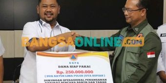 BNPB Bantu Rp250 Juta untuk Banjir dan Longsor di Bawean Gresik