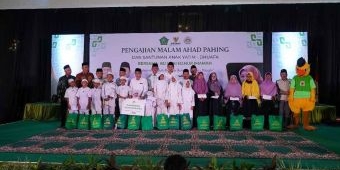 Muharram 1445 H, Baznas Sidoarjo Salurkan Santunan Bagi 300 Yatim-Dhuafa