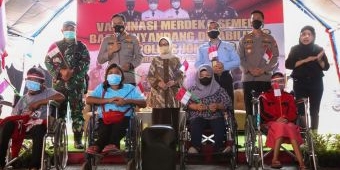 Sambut HUT Kemerdekaan RI, Polres Jombang Gelar Vaksinasi Kepada Disabilitas