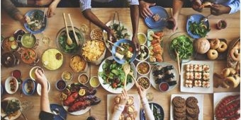 Dosen Gizi Unair Jelaskan 2 Jenis Makanan yang Perlu Dikurangi saat Berbuka Puasa