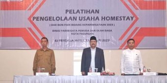 Di Pelatihan Pengelolaan Usaha Homestay, Gus Ipul: Kuatkan Warna Kota Pasuruan dengan Produk Lokal