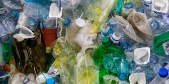 Pikiran Kreatif Anda, Bisa Memberi Kehidupan Baru Pada Sampah Plastik