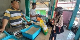 Harga Beras Naik, Emak-emak di Kabupaten Mojokerto Serbu Toko Pangan Kita