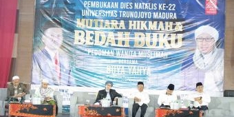 Pesan Buya Yahya ke UTM: Mahasiswa dan Lulusan Mampu Mengenal Allah Lebih Dekat