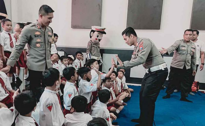 Ciptakan Edukasi Kedekatan dengan Anggota Polri, Kapolres Pasuruan Gelar Polsanak