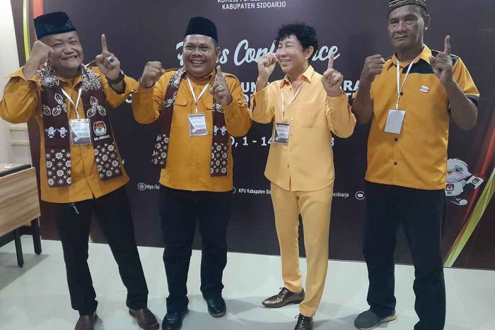Hari Terakhir Pendaftaran Bacaleg, Partai Hanura Sidoarjo Targetkan 1 Kursi Setiap Dapil Hari Terakhir Pendaftaran Bacaleg, Partai Hanura Sidoarjo Targetkan 1 Kursi Setiap Dapil