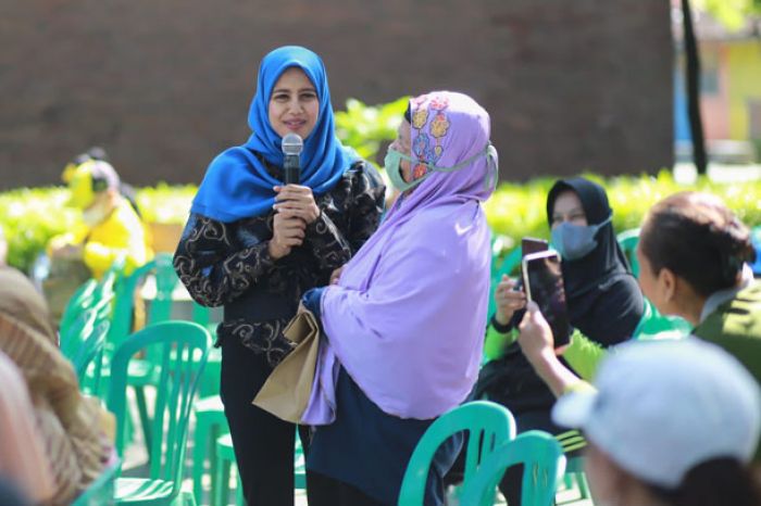 Peringati Hari Lansia Nasional ke-27, Bunda Fey: Lansia Kota Kediri Harus Sehat dan Bahagia Peringati Hari Lansia Nasional ke-27, Bunda Fey: Lansia Kota Kediri Harus Sehat dan Bahagia