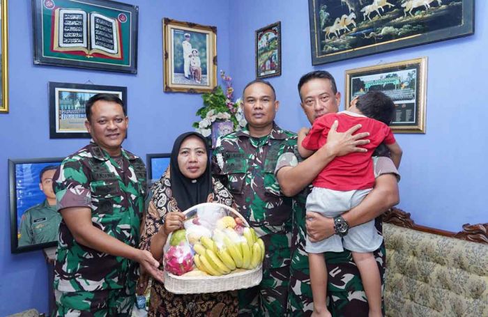 Danrem 084/BJ Kunjungi Putra Almarhum Sertu Eka, Korban KKB Papua Danrem 084/BJ Kunjungi Putra Almarhum Sertu Eka, Korban KKB Papua