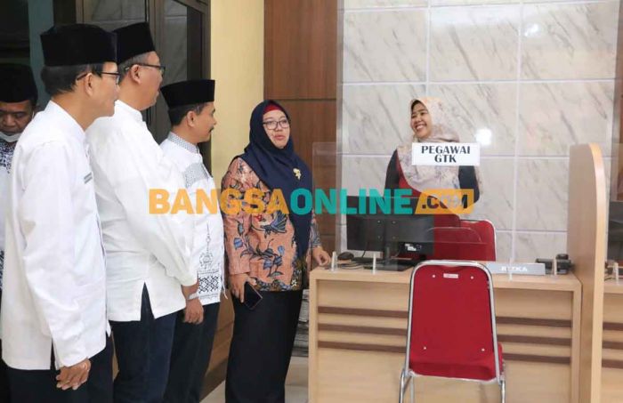 Dispendik Gresik Komitmen Tingkatkan Mutu Pelayanan Dispendik Gresik Komitmen Tingkatkan Mutu Pelayanan