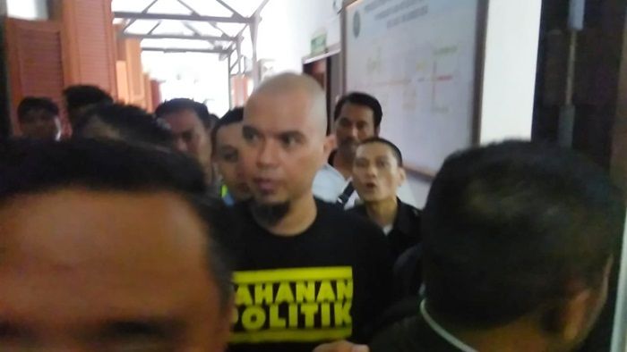 Efisiensi Waktu dan Biaya, Ahmad Dhani Dititipkan di Rutan Medaeng