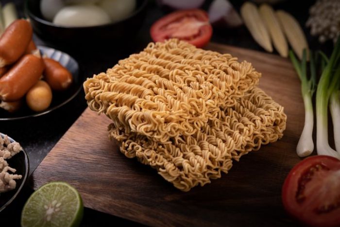 Simak Efek Tubuh Saat Makan Mi Instan Simak Efek Tubuh Saat Makan Mi Instan