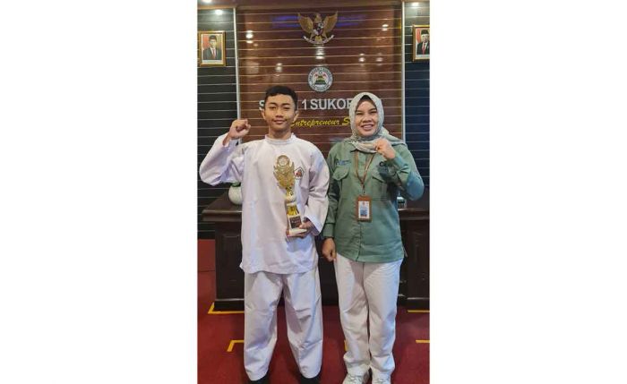 Atlet dari SMKN 1 Sukorejo Raih Juara Satu Pencak Silat Kejurkab 2023