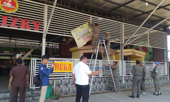 Pembayaran Pajak tak Transparan, Puluhan Rumah Makan di Bangkalan Dipasang Banner Teguran