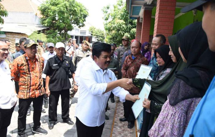 Menteri ATR/BPN Tuntaskan Sertifikat Aset Korban Lumpur di Porong