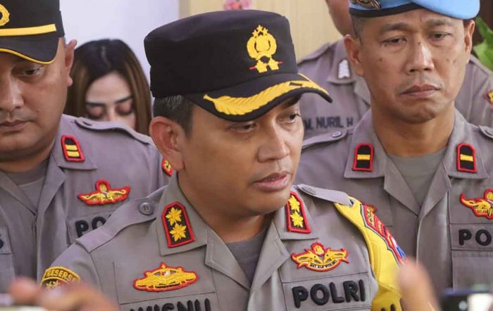 Minta Maaf ke Siswa Magang yang Dibentak, Kapolres Probolinggo Tetap Demosi Suami Luluk Nuril Minta Maaf ke Siswa Magang yang Dibentak, Kapolres Probolinggo Tetap Demosi Suami Luluk Nuril