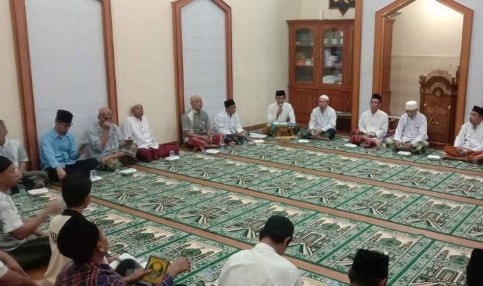Warga Binaan Lapas Ngawi Ikuti Pembinaan Keagamaan Warga Binaan Lapas Ngawi Ikuti Pembinaan Keagamaan