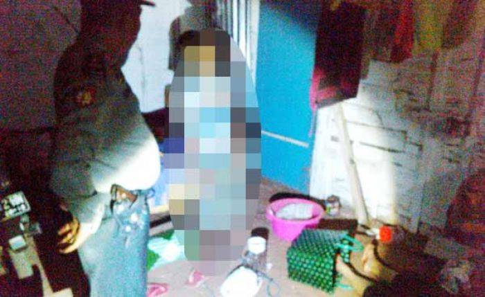 Warga Desa Gaji Tuban Geger, Sepasang Kekasih Paruh Baya Tewas Berdampingan Warga Desa Gaji Tuban Geger, Sepasang Kekasih Paruh Baya Tewas Berdampingan