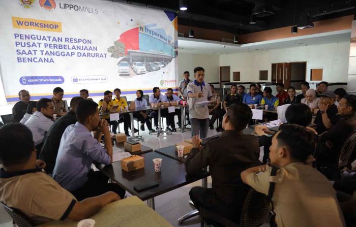 BPBD Kota Kediri Gelar Simulasi Hadapi Bencana di Pusat Perbelanjaan BPBD Kota Kediri Gelar Simulasi Hadapi Bencana di Pusat Perbelanjaan