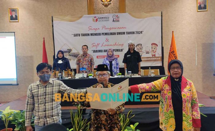 Bawaslu Kota Mojokerto Ajak Masyarakat Awasi Pemilu Lewat Media Digital Bawaslu Kota Mojokerto Ajak Masyarakat Awasi Pemilu Lewat Media Digital