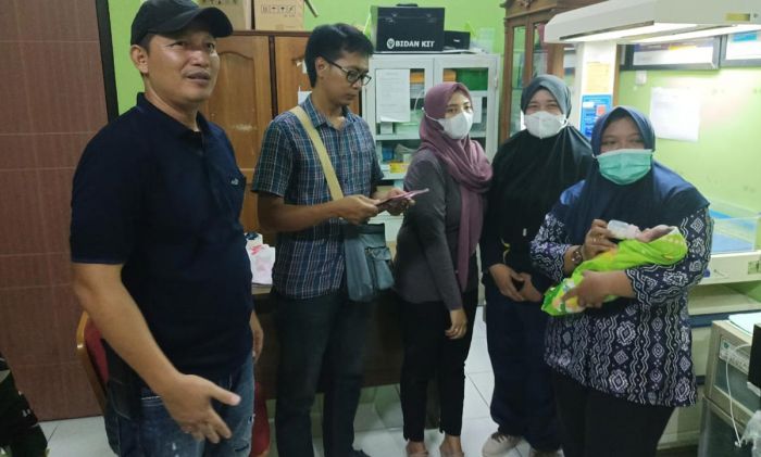 Penemuan Bayi Perempuan Gegerkan Warga Desa Tropodo Sidoarjo