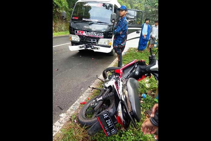 Honda Supra Vs Isuzu Elf di Arjosari, Satu Korban Luka Berat Honda Supra Vs Isuzu Elf di Arjosari, Satu Korban Luka Berat