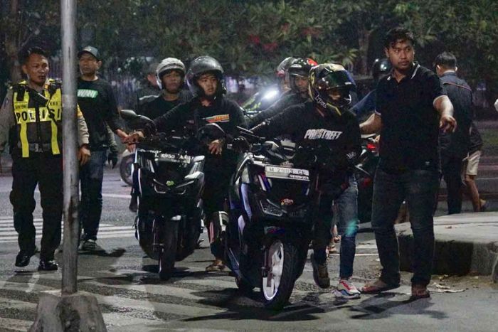 Sempat Terjadi Kejar-kejaran, Polrestabes Surabaya Amankan Ratusan Motor Balap Liar