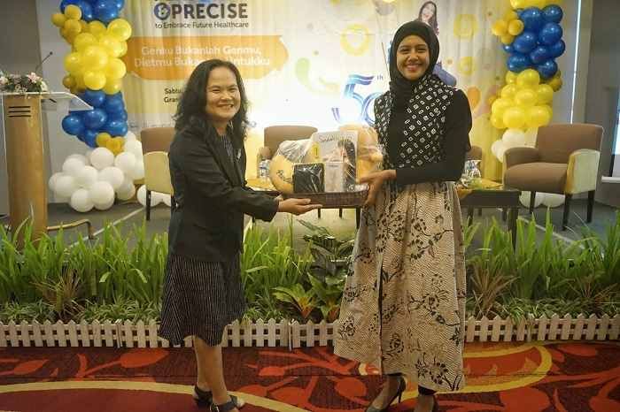 Ketua TP PKK Kota Kediri Tekankan Pemeriksaan Kesehatan Reproduksi Harus Berkala Ketua TP PKK Kota Kediri Tekankan Pemeriksaan Kesehatan Reproduksi Harus Berkala