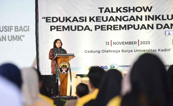 Pj Wali Kota Kediri Buka Talkshow Edukasi Keuangan Inklusif untuk 3 Kategori ini Pj Wali Kota Kediri Buka Talkshow Edukasi Keuangan Inklusif untuk 3 Kategori ini