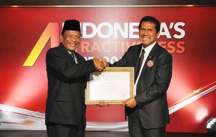 Pemkab Gresik Sabet Penghargaan Indonesia Pemkab Gresik Sabet Penghargaan Indonesia