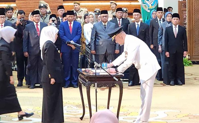 Arief Moelia Edie Resmi Jabat Pj Bupati Bangkalan Arief Moelia Edie Resmi Jabat Pj Bupati Bangkalan