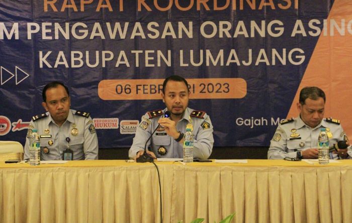 Rapat Timpora Kabupaten Lumajang Jadi Ajang Perkenalan Kepala Kantor Imigrasi Malang Rapat Timpora Kabupaten Lumajang Jadi Ajang Perkenalan Kepala Kantor Imigrasi Malang