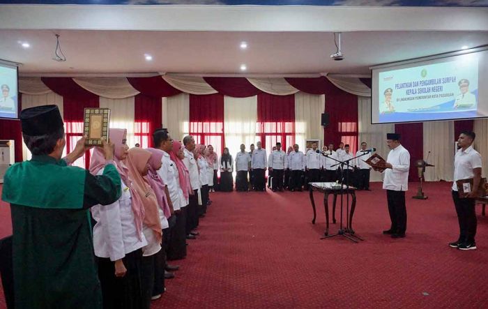 Gus Ipul Titipkan 4 Pesan saat Lantik 14 Kepala Sekolah Gus Ipul Titipkan 4 Pesan saat Lantik 14 Kepala Sekolah