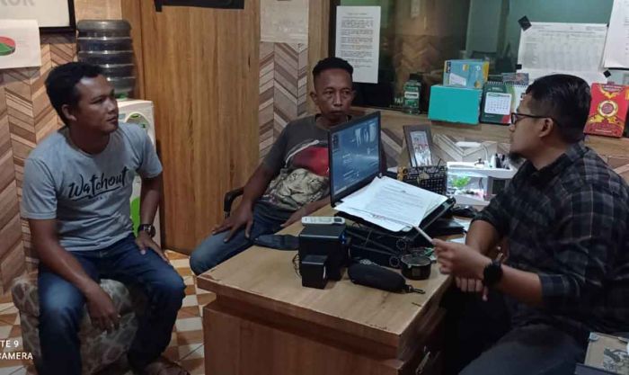 Usai Demo di Disperindag, FAMAS Audiensi Ke Polres Pamekasan Atas Dugaan Kasus Korupsi Gebyar Batik Usai Demo di Disperindag, FAMAS Audiensi Ke Polres Pamekasan Atas Dugaan Kasus Korupsi Gebyar Batik