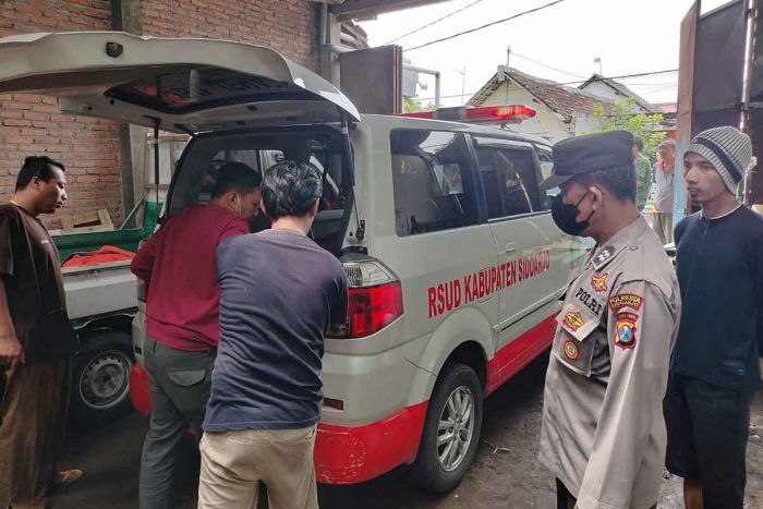 Hendak Ganti Asbes Gudang, Pria di Sidoarjo Tewas Terjatuh