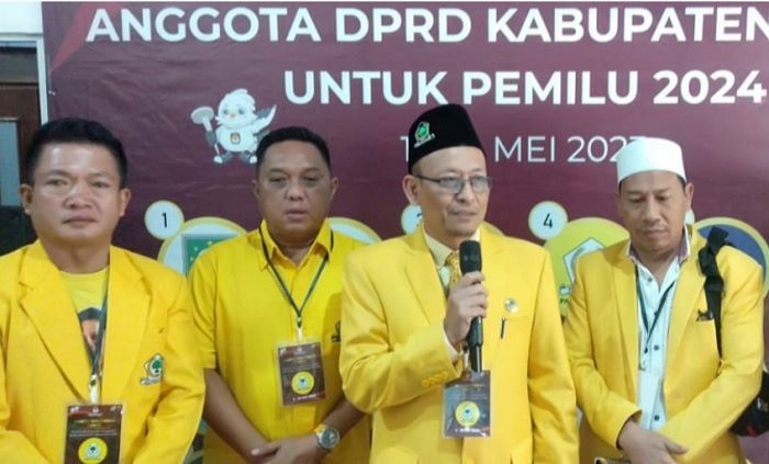 Investasi di Gresik Rp37 T, Nurhamim Beri Kritikan Menohok: Jangan Banggakan Kerja Orang Lain Investasi di Gresik Rp37 T, Nurhamim Beri Kritikan Menohok: Jangan Banggakan Kerja Orang Lain