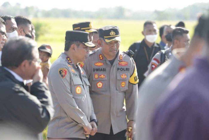 ​Kunjungan Kerja Presiden Jokowi Aman dan Lancar, Kapolda Jatim Apresiasi Kinerja Kapolres Ngawi