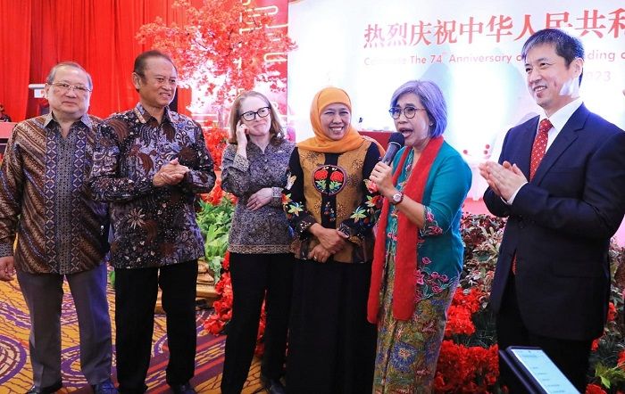 Hadiri 74 Tahun Berdirinya RRT, Khofifah Harap Kerja Sama Jatim-Tiongkok Meningkat Hadiri 74 Tahun Berdirinya RRT, Khofifah Harap Kerja Sama Jatim-Tiongkok Meningkat