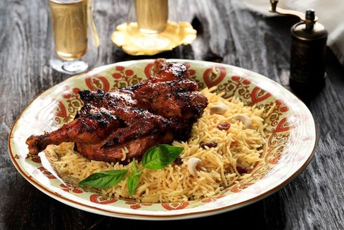 Resep Nasi Kebuli Ayam Goreng Gurih dan Lezat Resep Nasi Kebuli Ayam Goreng Gurih dan Lezat