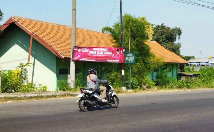 Spanduk Bacaleg PDIP Sidoarjo Bersama Ganjar Menjamur di Sidoarjo Spanduk Bacaleg PDIP Sidoarjo Bersama Ganjar Menjamur di Sidoarjo